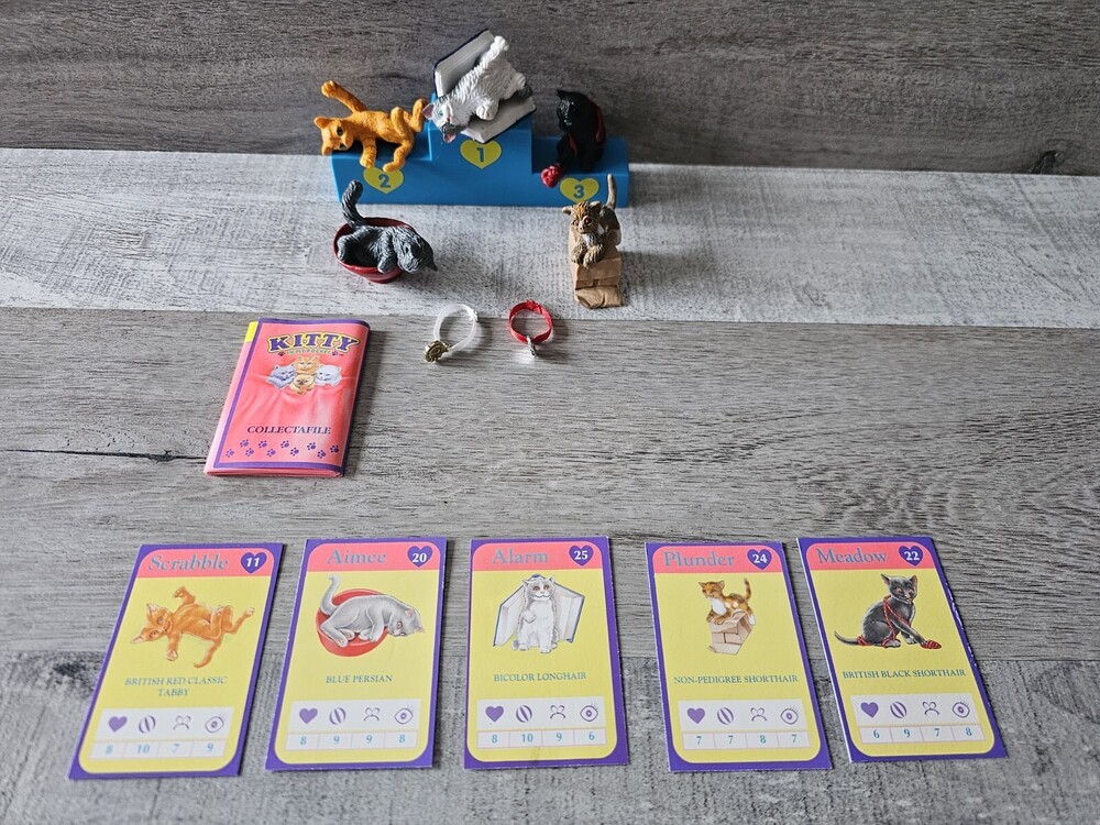 Kitty In My Pocket Vintage 1994 Rare Set 5 Kitties & Stage Hasbro Cards, Medals